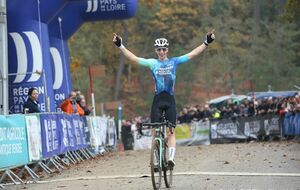 victoire d'Aubin SPARFEL à Pierric