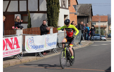 Paul TRAVERT  première