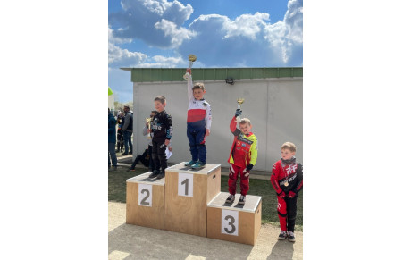 Tyno DEBRUILLE sur le podium