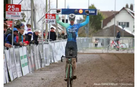 Aubin SPARFEL vainqueur à Troyes