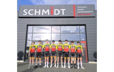 9 coureurs U19 au Cycle Golbéen